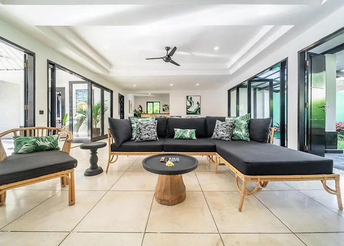 Ocean Two 4br Family Retreat Oberoi * Seminyak